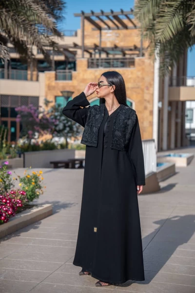 Cuban crepe abaya with black lace bolero C:IB311